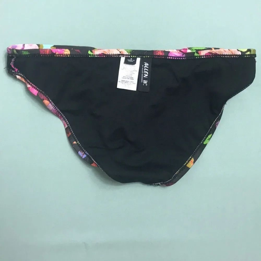 Floral Pattern Swimsuit. - Picture 8 of 8